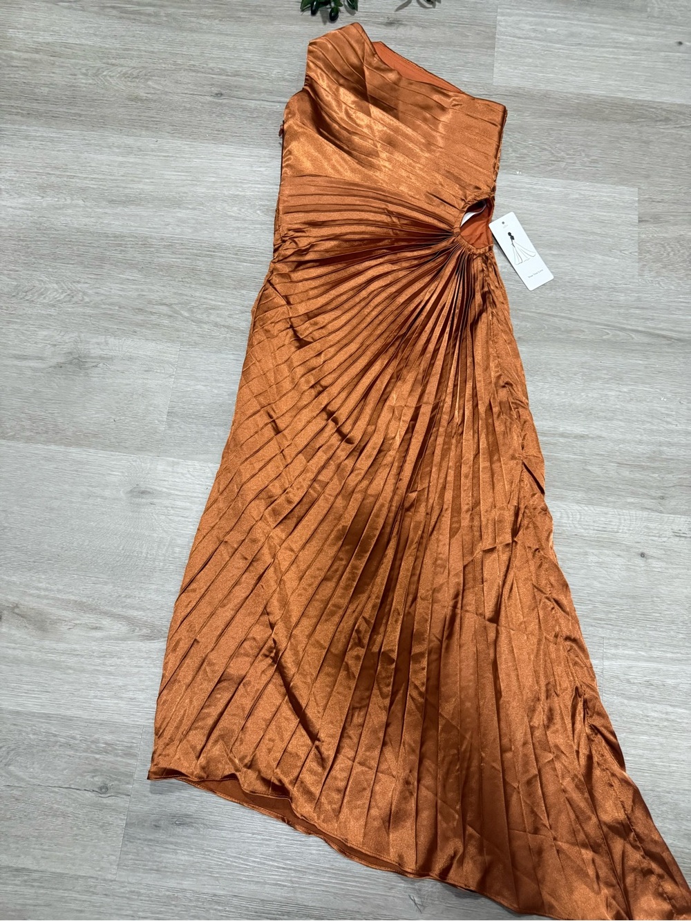 One-Shoulder Copper Pleated Midi Dress - Picture 7 of 11